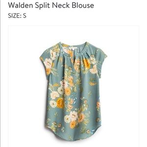 Fun2fun split neck blouse green floral